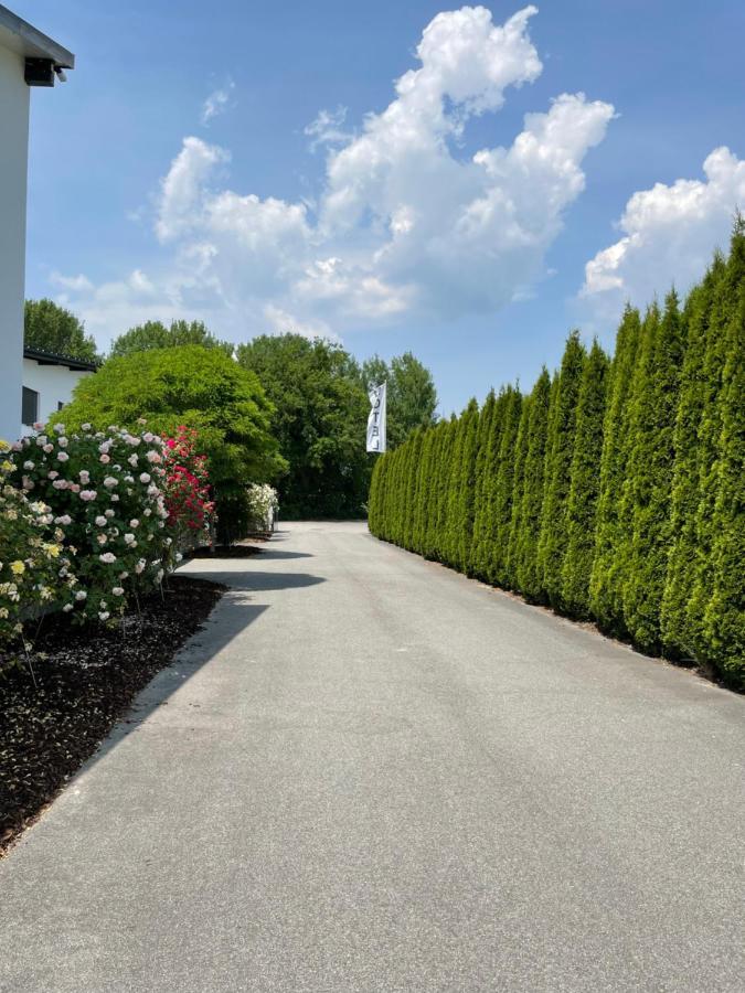 Aparthotel Nah Dran Dingolfing Exterior foto
